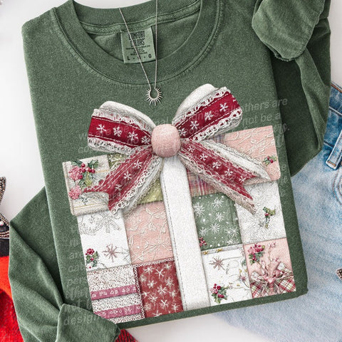 Faux Quilted Present (Closes 10/11)